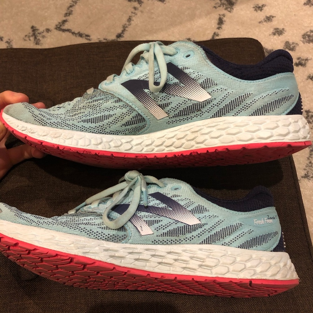New Balance Sneakers- barely worn! Size 9.5